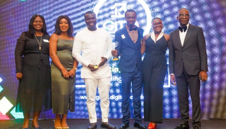 L-R: Yacoba Amuah, Country Manager, Inlaks; Isabella Boettey-Agbleze, Head, Business Operations & Service Delivery, Inlaks; Joseph Agyeman-Badu, Head, Business Development, Africa Operations, Inlaks; Jacob Twumasi, Deputy Head, Service Business Unit, Inlaks; Anne-Marie Dumenu, Project Manager, Inlaks and Olufemi Muraino, Executive Director, Inlaks at the 13th Ghana Information Technology and Telecom Awards (GITTA).
