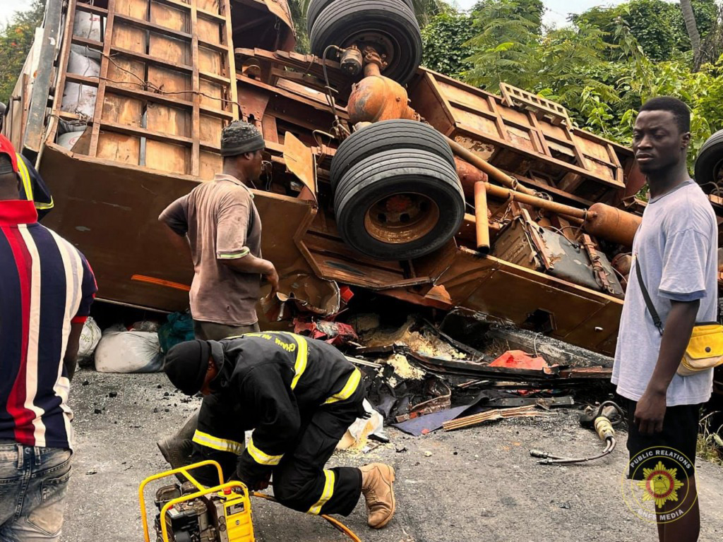 3 dead, 17 injured in fatal crash on Kpeve–Asikuma road