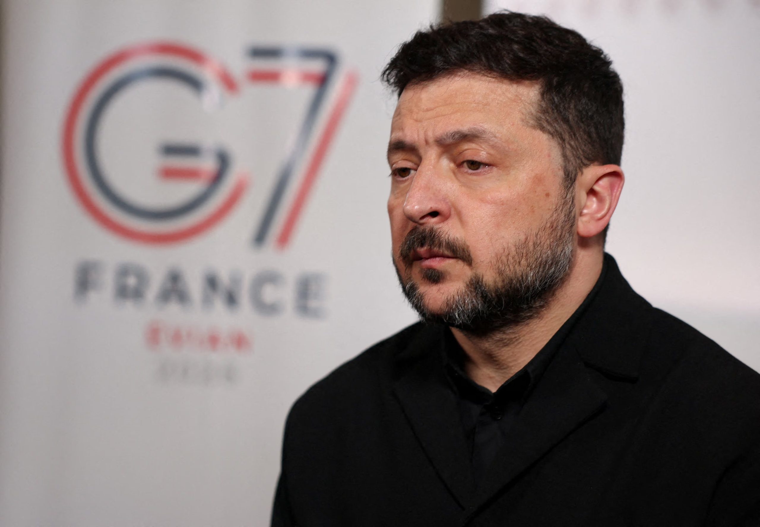 Russia attacks Kyiv with missiles as Zelenskiy speaks to Trump, Europe for a peace deal - The Ghana Report