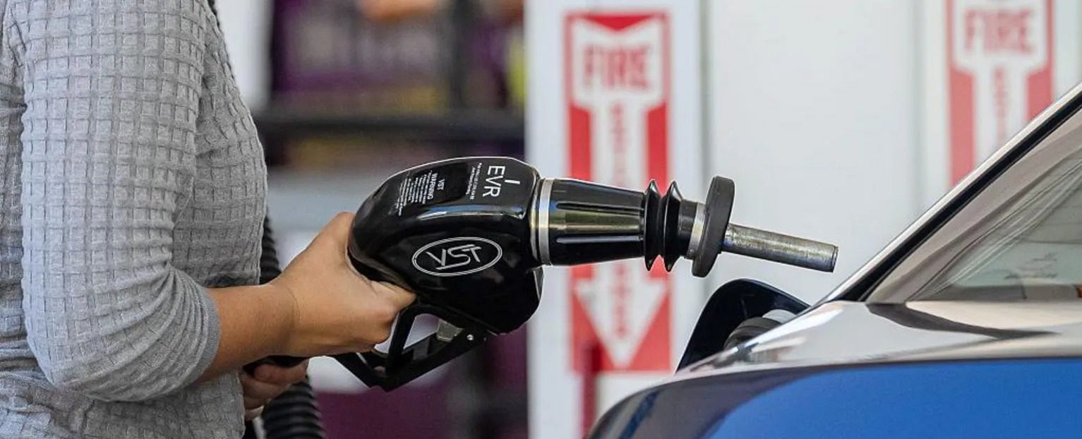 Oil prices hit $100 for the first time since May